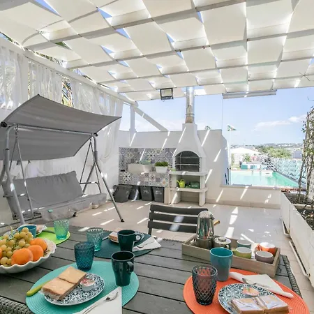 Appartement Beautiful In With Jacuzzi Scicli